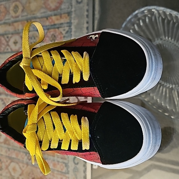 Vans limited edition old skool (The Simpsons) El Barto size 1 - Picture 5 of 12